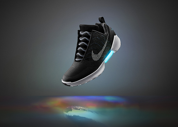 TINKER HATFIELD：NIKEHYPERADAPT 1.0测试过程全揭秘