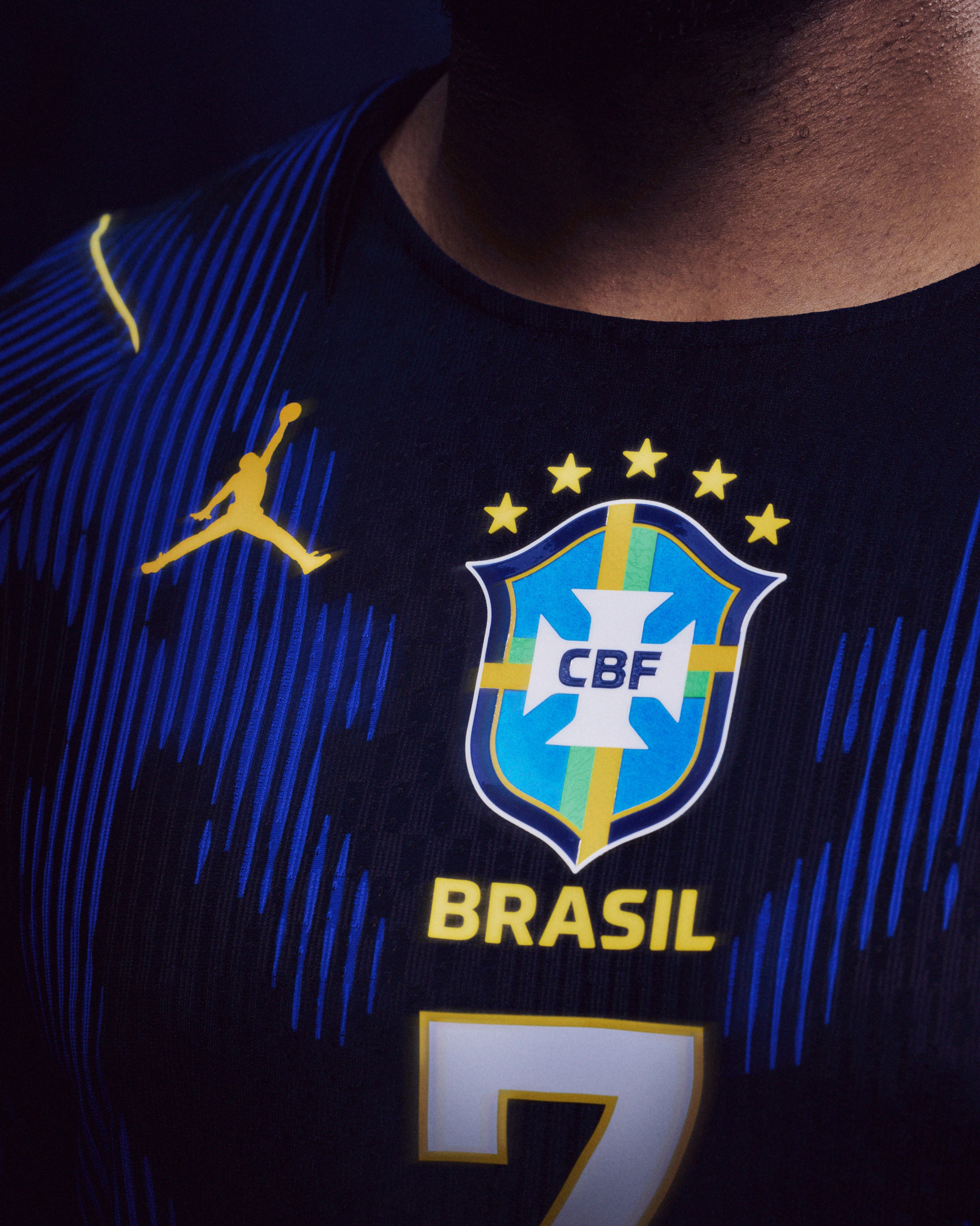 008_jordan-brand-x-brasil-away-kit-detail-2.jpg