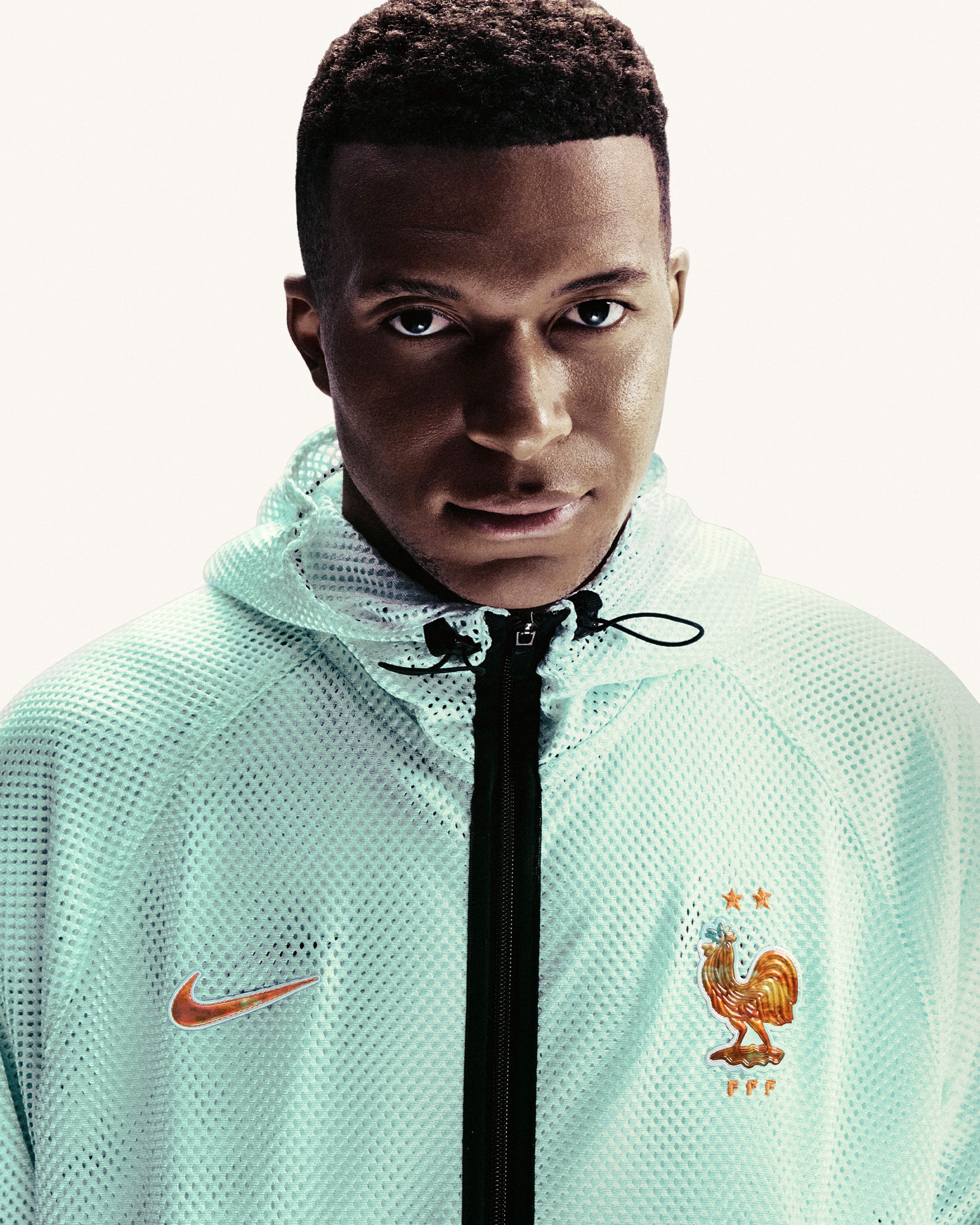 015_nike-football-2026-federation-kits-france-kylian-mbappe.jpg