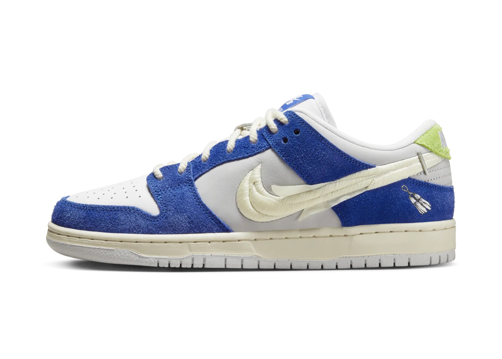 Nike SB Dunk Low x Fly Streetwear 'Gardenia'：花开街头