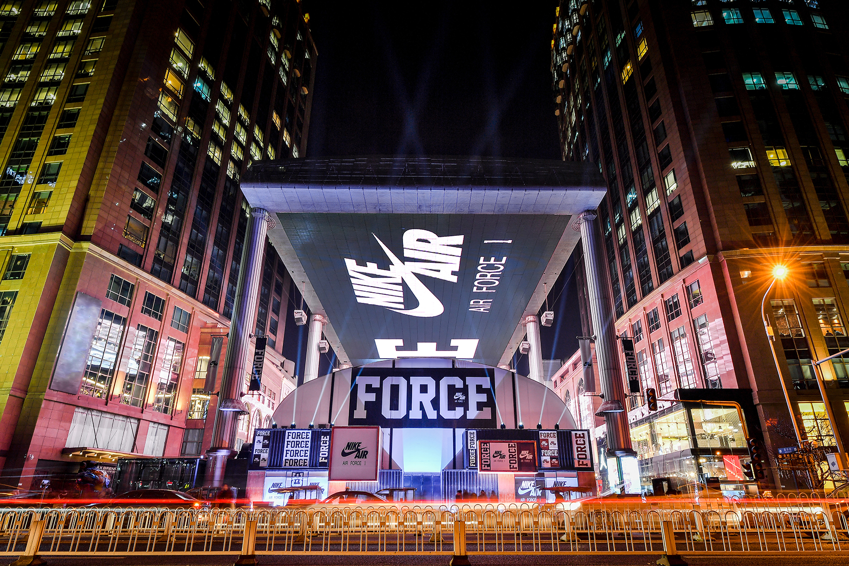 “FORCE 主场”奏响AIR FORCE 1 35周年欢庆最强音